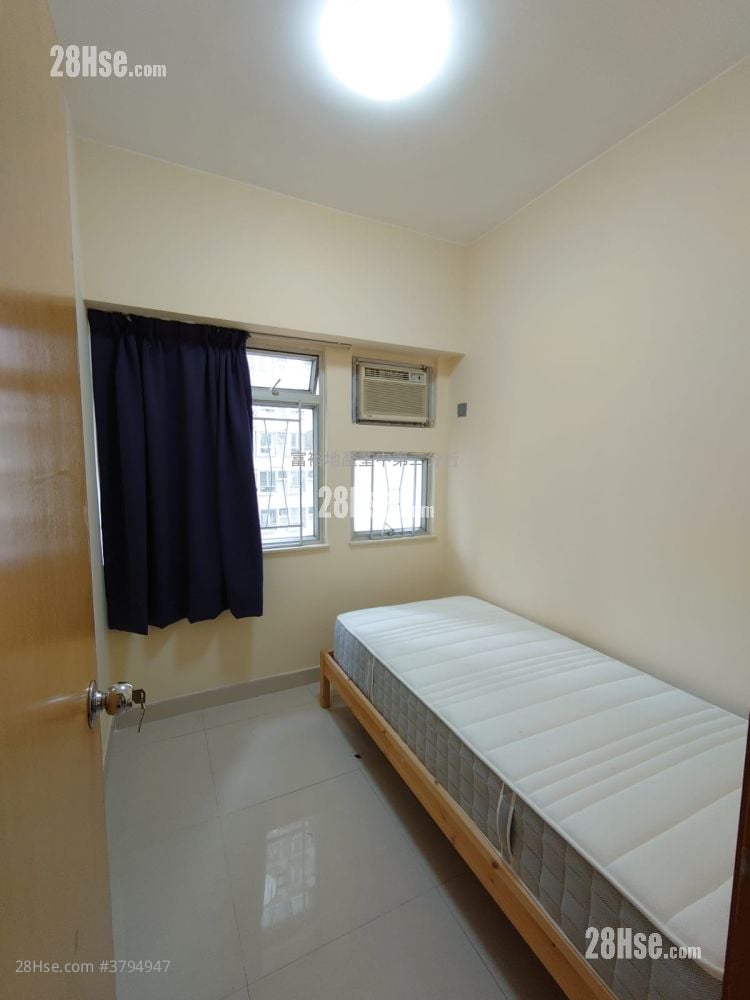 荃景花园 租盘 2 房 428 平方尺