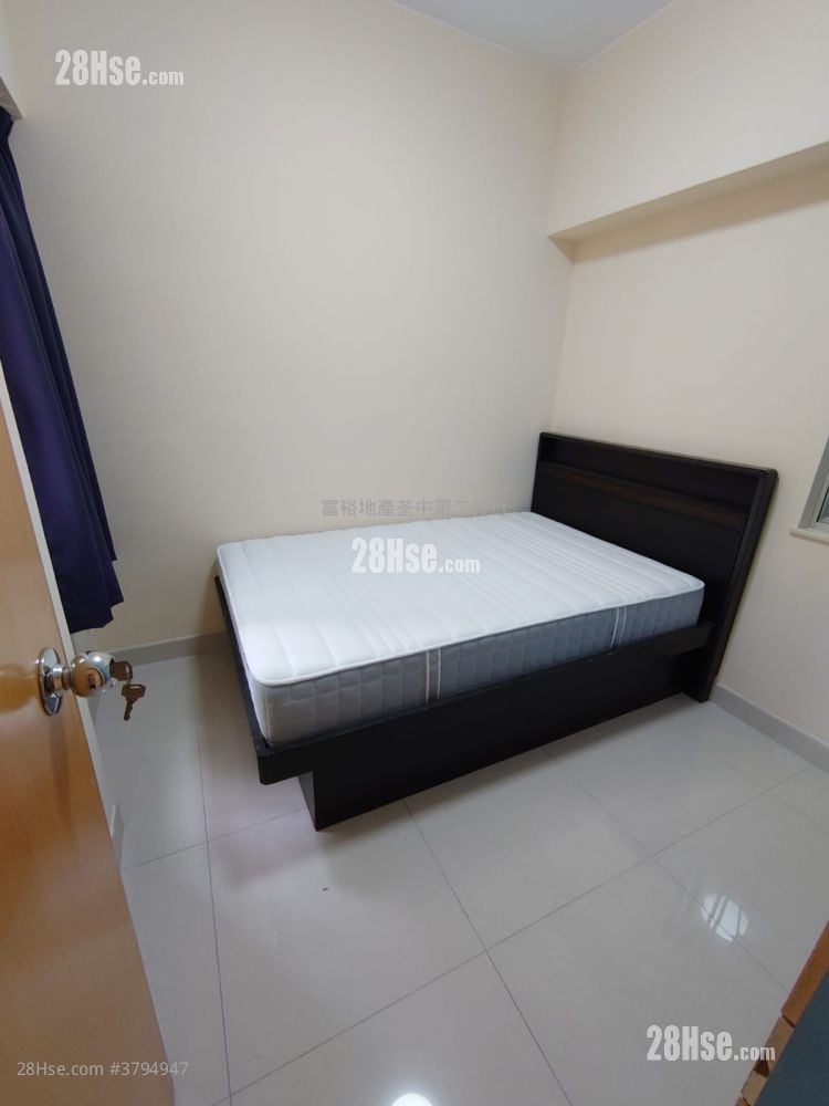 荃景花园 租盘 2 房 428 平方尺