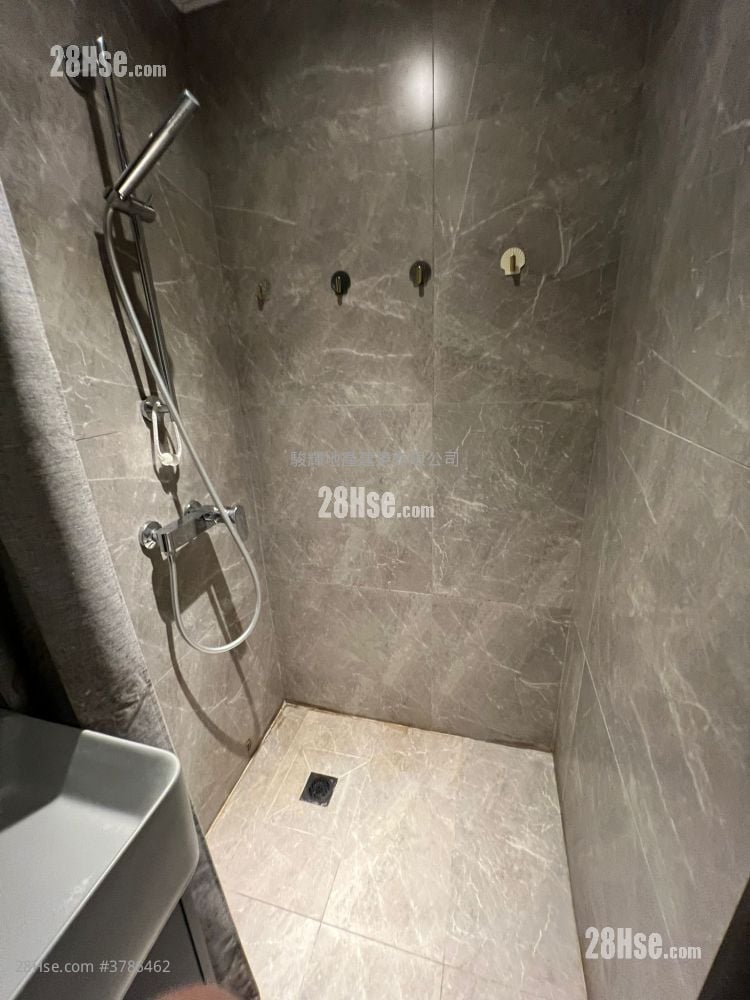 Wing Ning Building Rental 1 Bedroom , 1 Bathroom 250 ft²