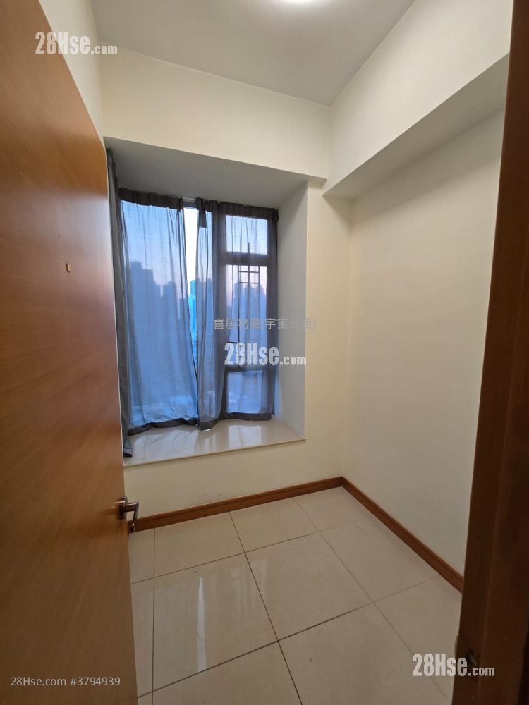 海峯 售盘 4 房 , 2 浴室