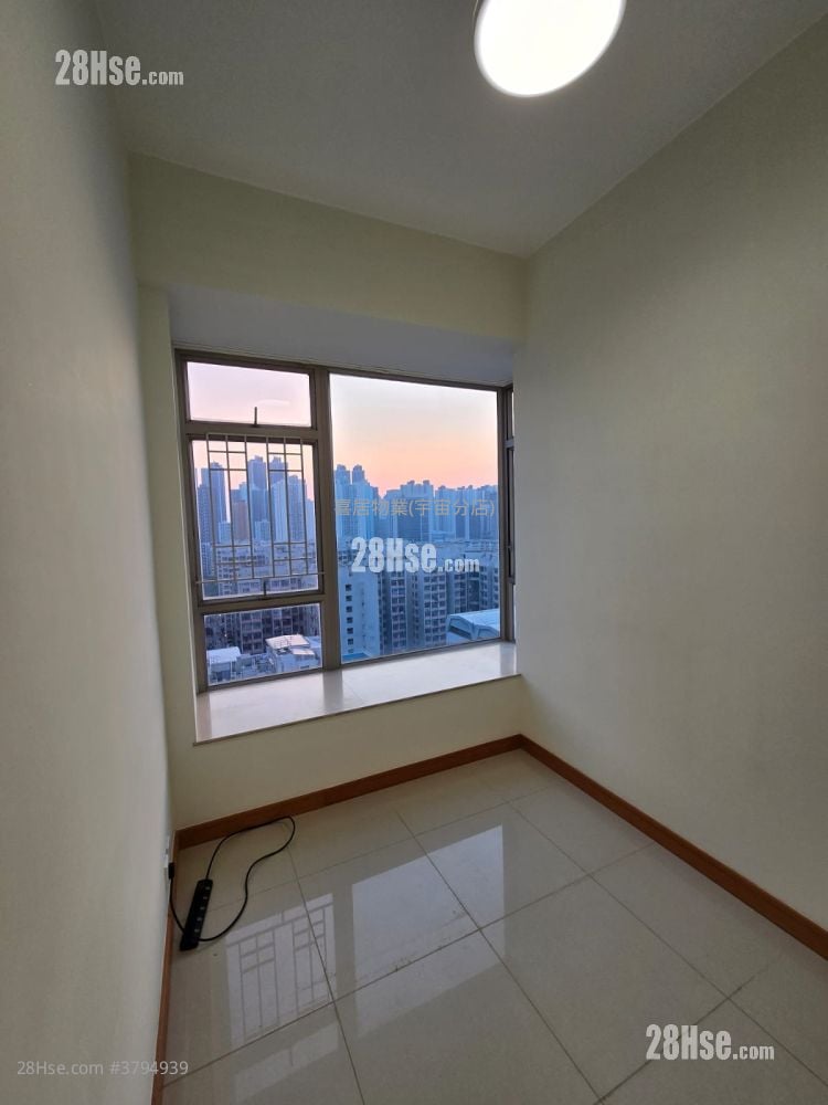 海峯 售盘 4 房 , 2 浴室