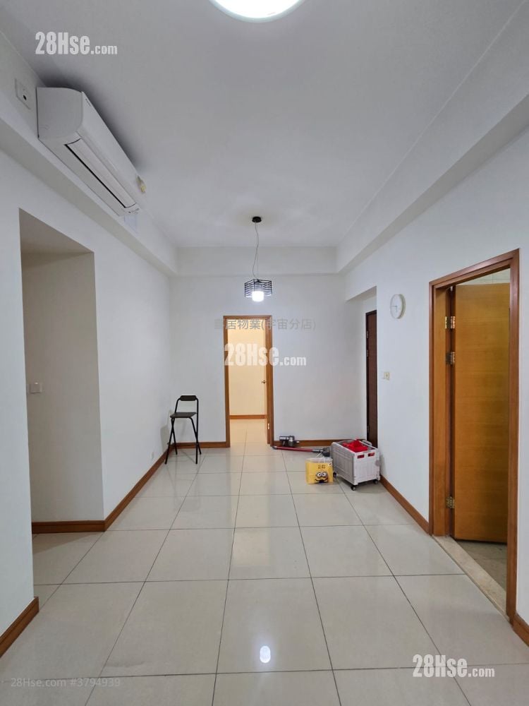 海峯 售盘 4 房 , 2 浴室