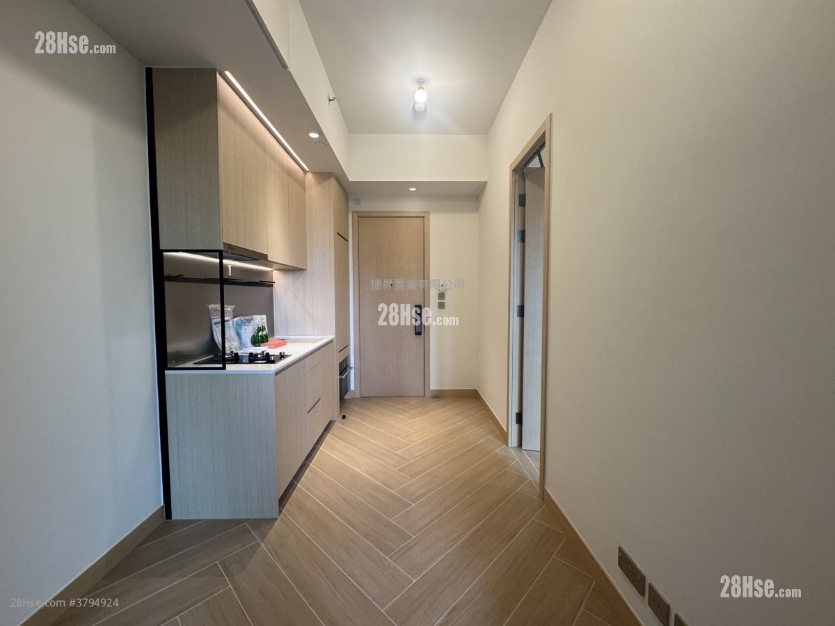 The Haddon Sell 1 Bedroom , 1 Bathroom 263 ft²