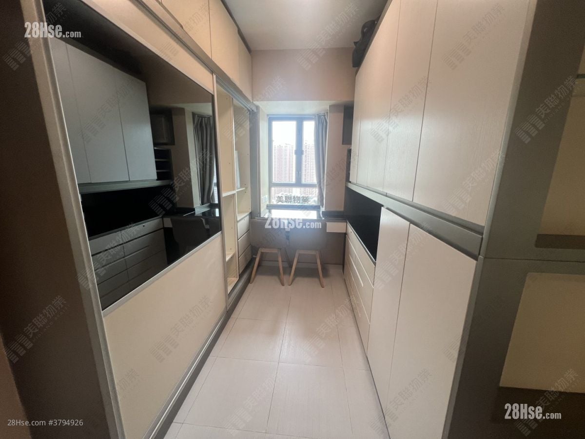 君傲湾 售盘 3 房 667 平方尺