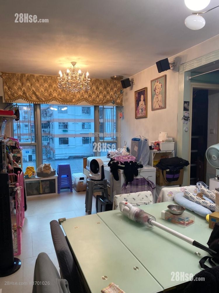 Fulham Court Sell 3 Bedrooms , 1 Bathroom 484 ft²