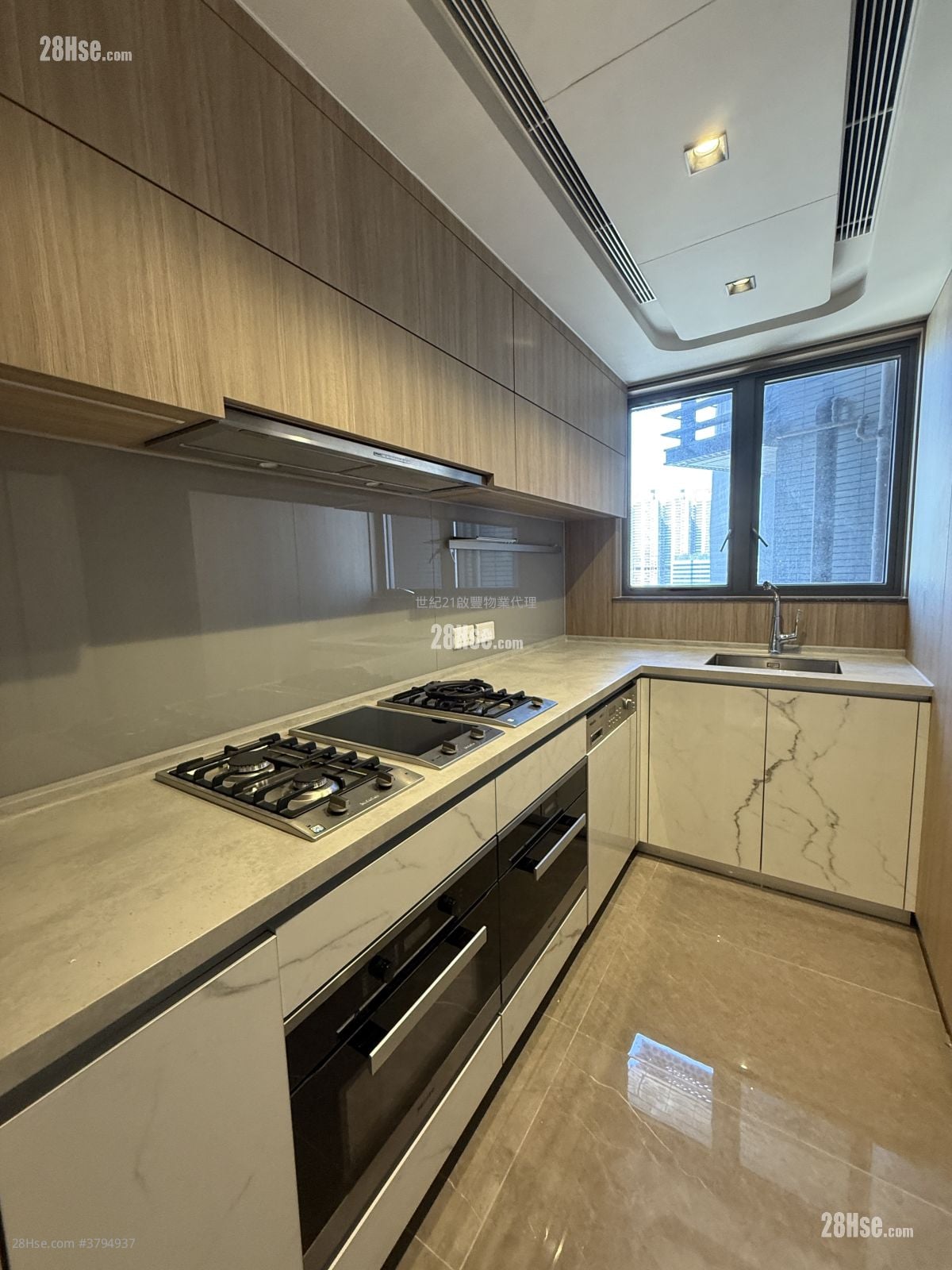 Upper River Bank Sell 3 Bedrooms , 2 Bathrooms 844 ft²