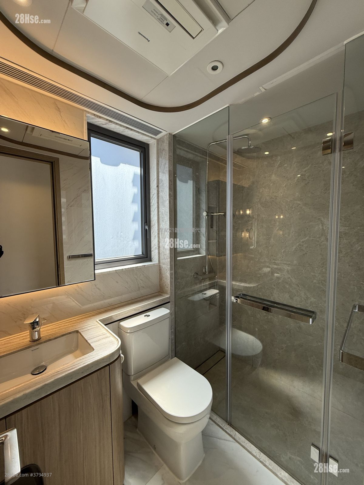 Upper River Bank Sell 3 Bedrooms , 2 Bathrooms 844 ft²