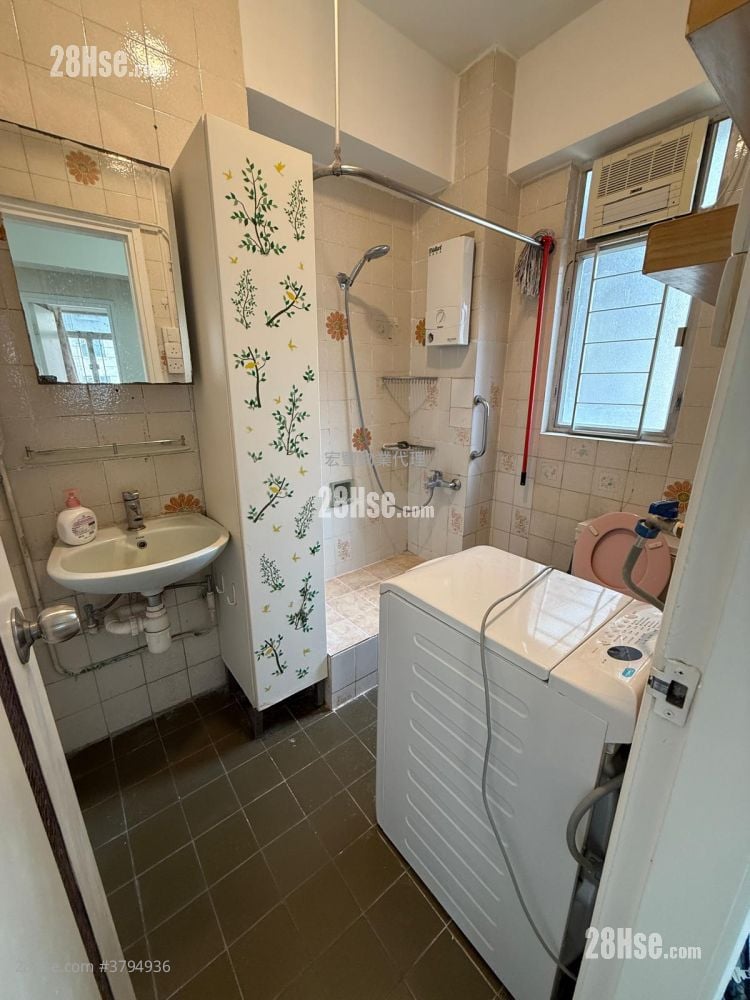 Poga Building Rental 2 Bedrooms , 1 Bathroom 296 ft²