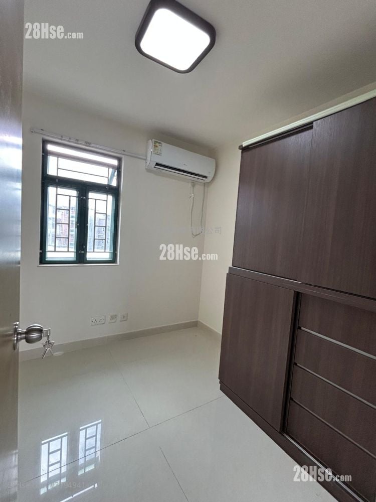 村屋 售盘 2 房 , 2 浴室