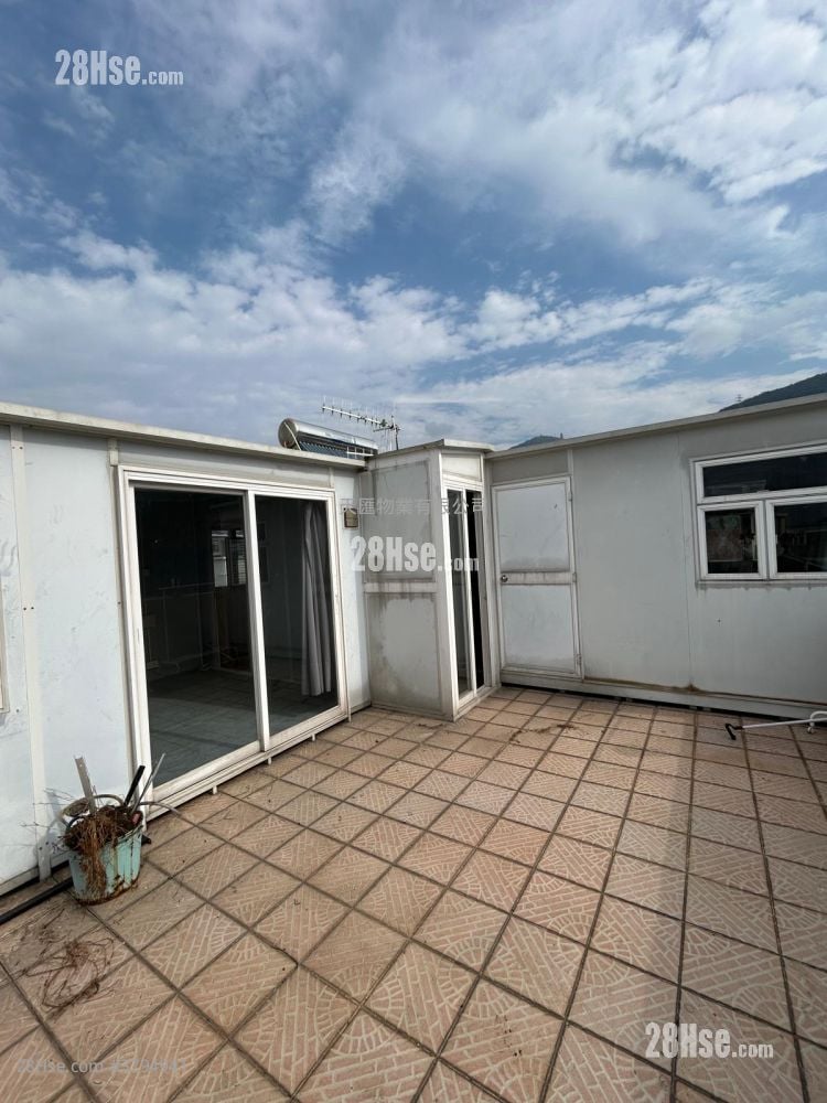 村屋 售盘 2 房 , 2 浴室