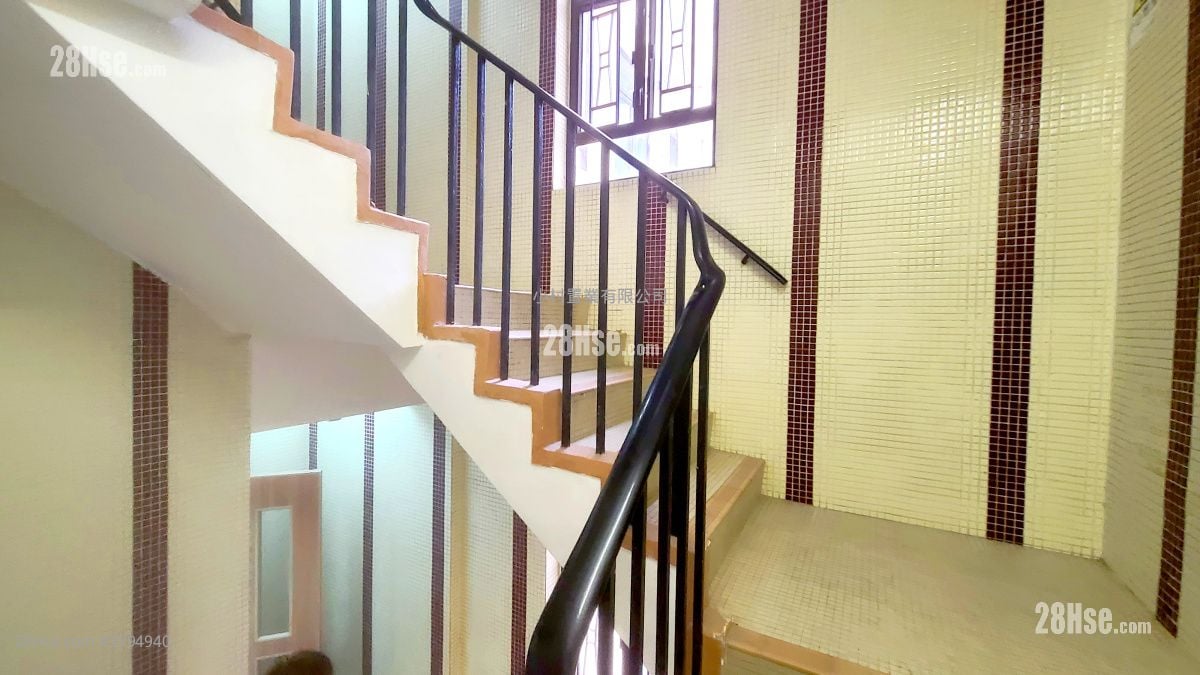 main door: 5 Wang Fung Terrace Rental 2 Bedrooms , 2 Bathrooms 813 ft²