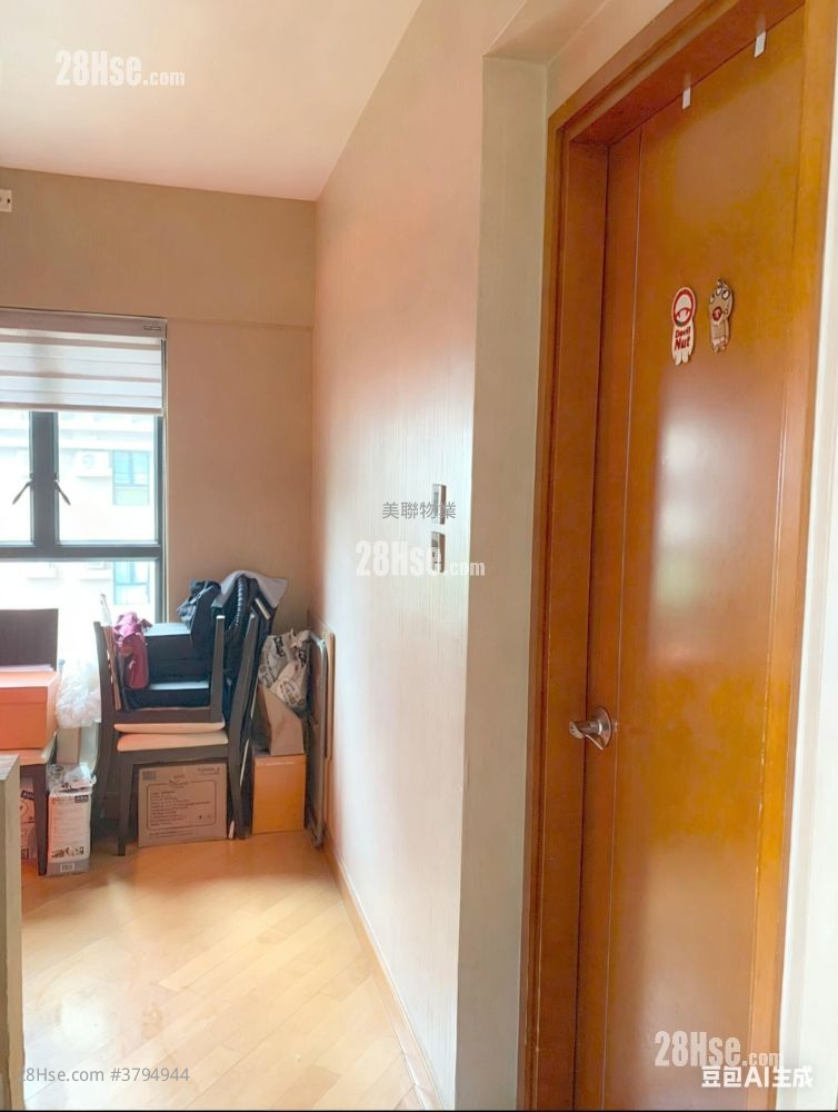 Park Island Sell 2 Bedrooms , 1 Bathroom 532 ft²