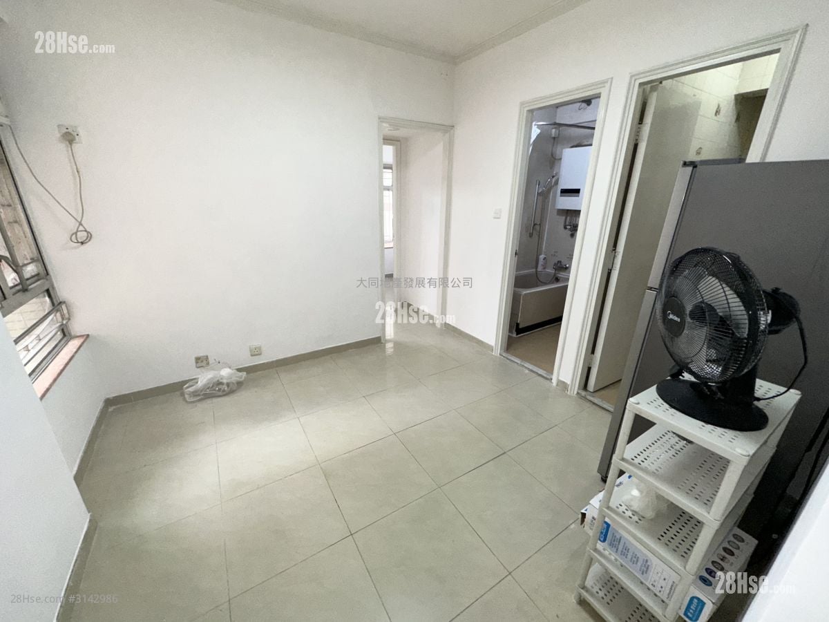 鸿威大厦 租盘 2 房 , 1 浴室 323 平方尺