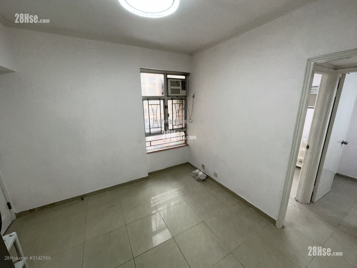 鸿威大厦 租盘 2 房 , 1 浴室 323 平方尺