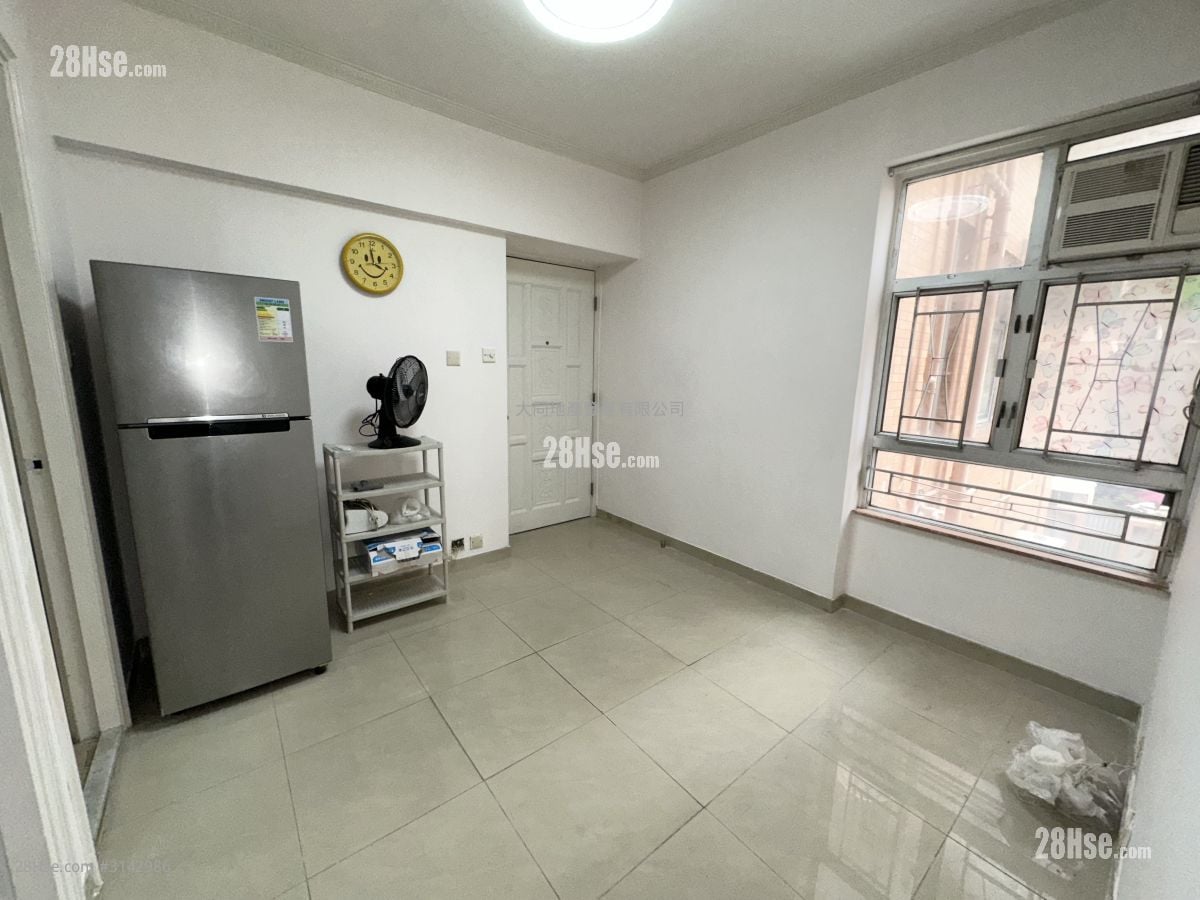 鸿威大厦 租盘 2 房 , 1 浴室 323 平方尺