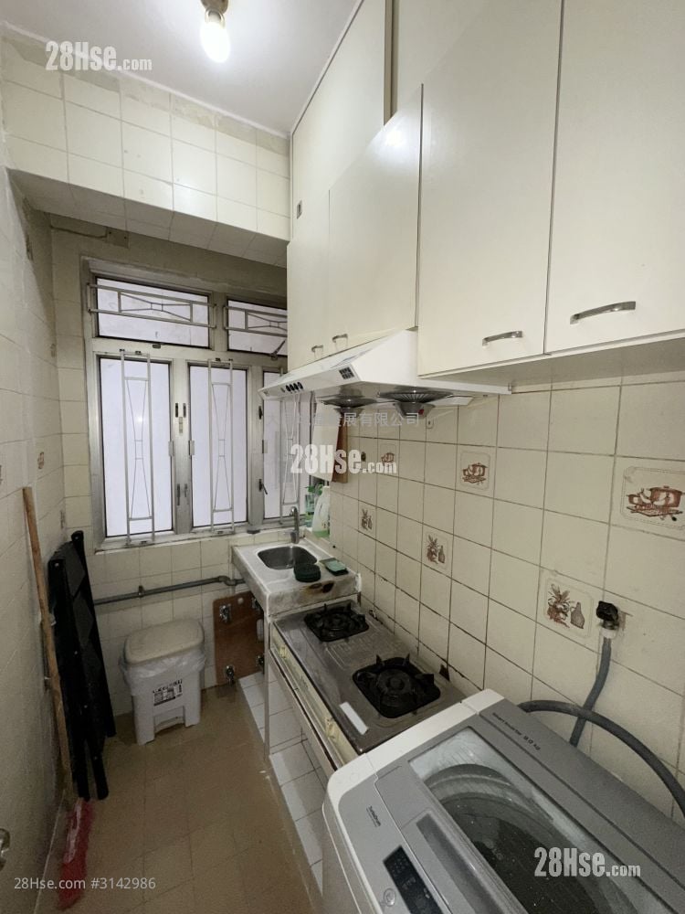 鸿威大厦 租盘 2 房 , 1 浴室 323 平方尺