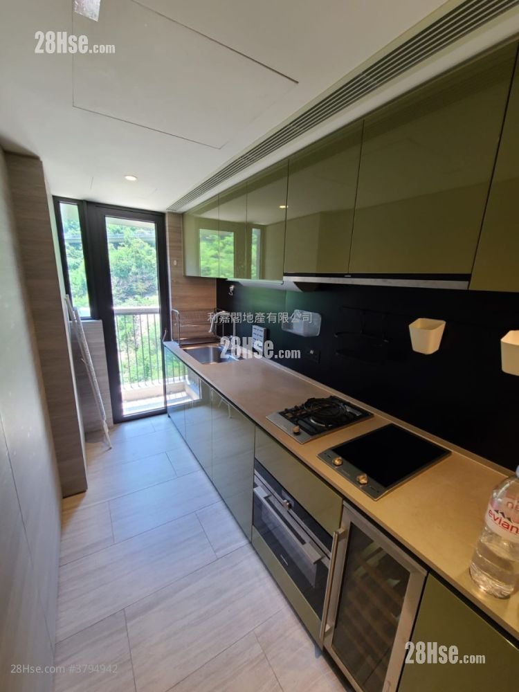 Fleur Pavilia Sell 2 Bedrooms , 1 Bathroom 605 ft²