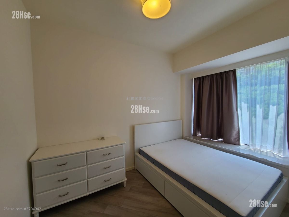 Fleur Pavilia Sell 2 Bedrooms , 1 Bathroom 605 ft²