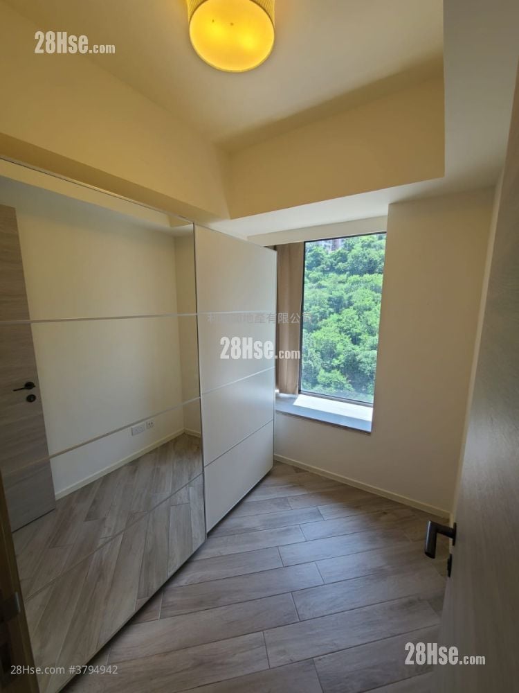 Fleur Pavilia Sell 2 Bedrooms , 1 Bathroom 605 ft²