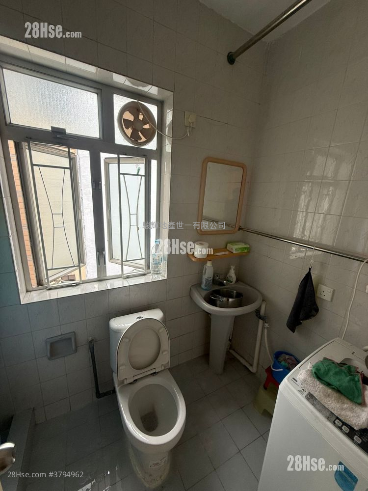 Kiu Fung Mansion Rental 2 Bedrooms , 1 Bathroom 576 ft²