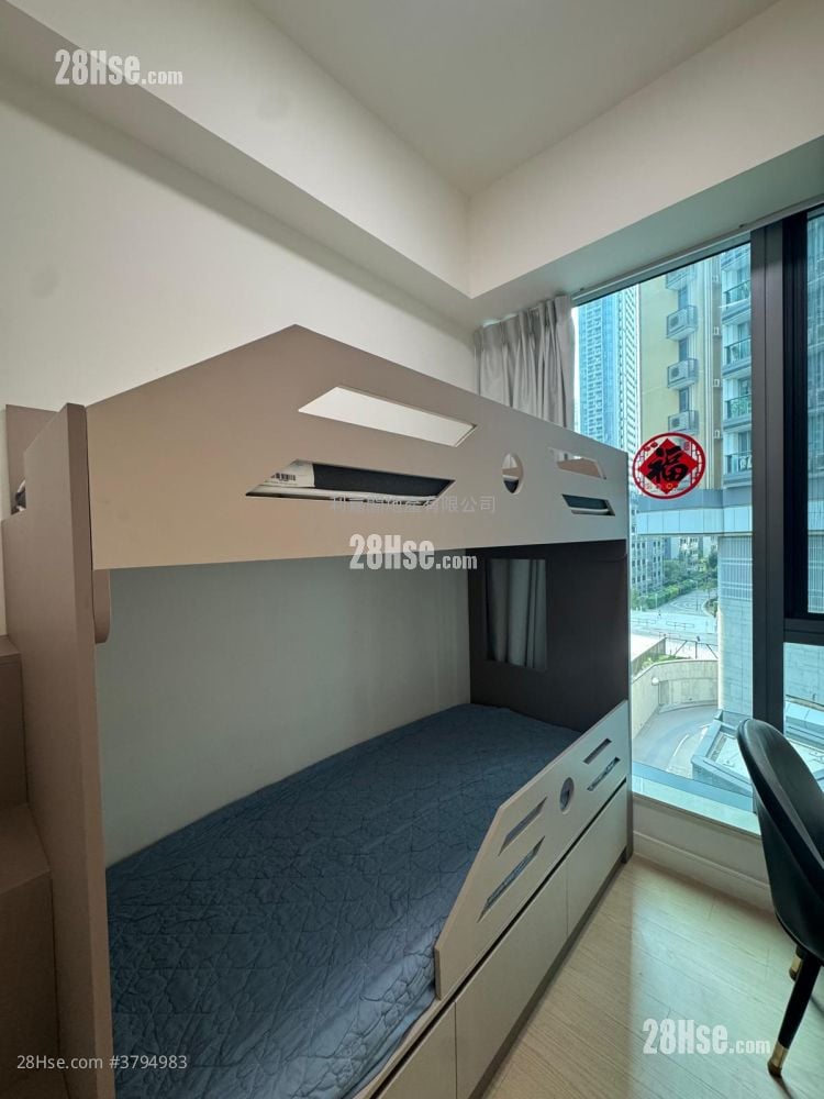 Monaco One Rental 768 ft²