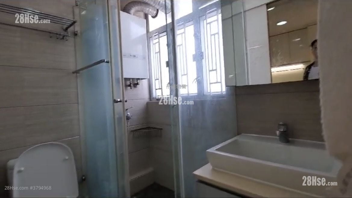 Tai Yue Mansion Sell 3 Bedrooms , 1 Bathroom 550 ft²