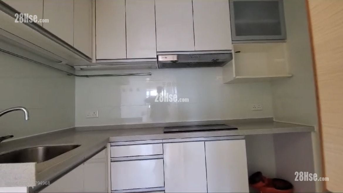 Tai Yue Mansion Sell 3 Bedrooms , 1 Bathroom 550 ft²