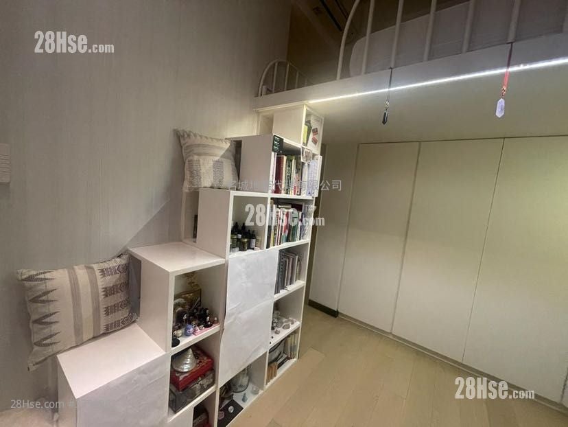 Dragons Range Sell 919 ft²