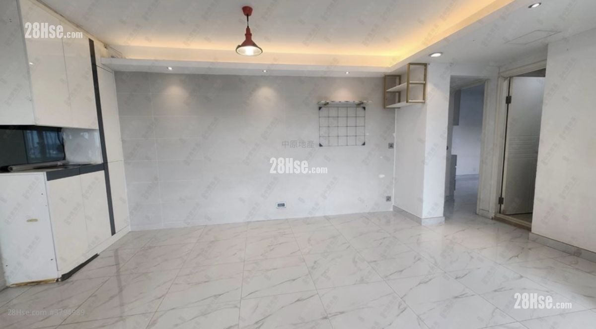 Mei Foo Sun Chuen Sell 2 Bedrooms , 2 Bathrooms 631 ft²