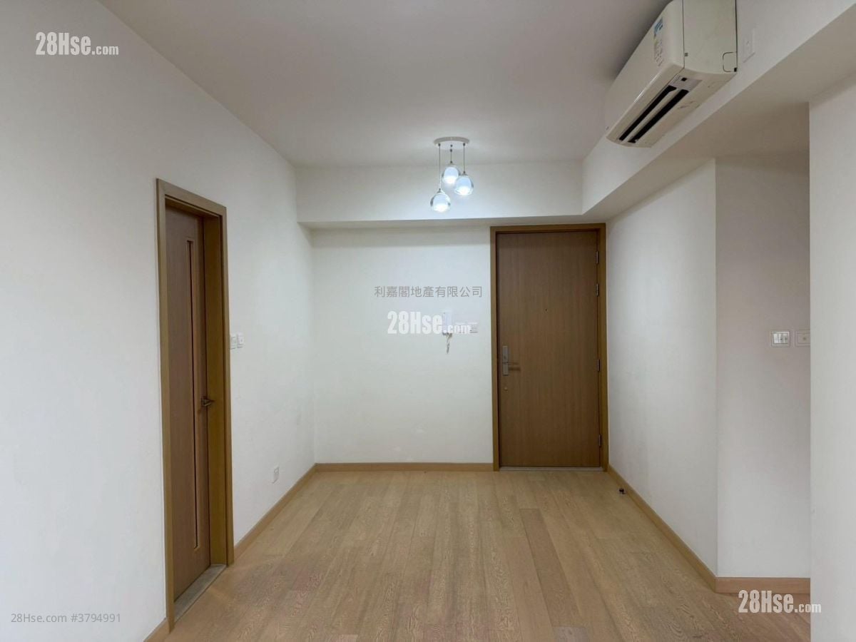 Sol City Sell 2 Bedrooms 496 ft²