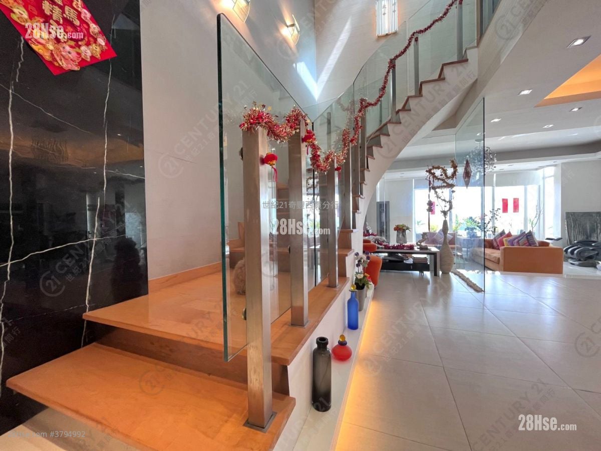 龙湖别墅 售盘 2,301 平方尺