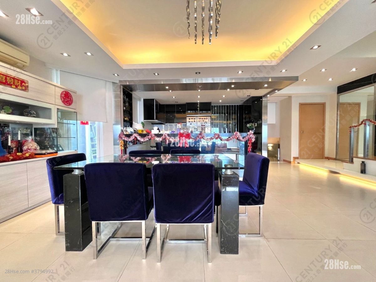 龙湖别墅 售盘 2,301 平方尺