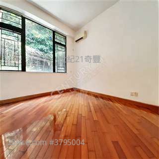 金璧花园 售盘 3 房 , 2 浴室 1,101 平方尺