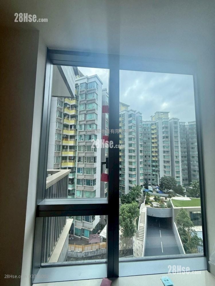 Hava Sell 1 Bedroom 291 ft²