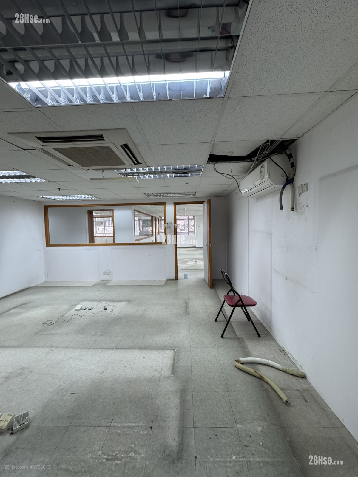 Ka To Factory Building Rental 2,773 ft²