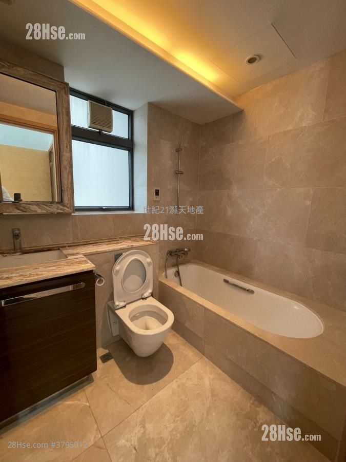 Providence Bay Sell 4 Bedrooms , 2 Bathrooms 1,116 ft²