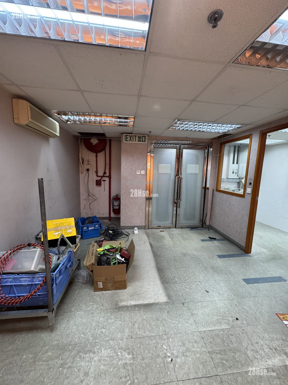 Ka To Factory Building Rental 2,773 ft²