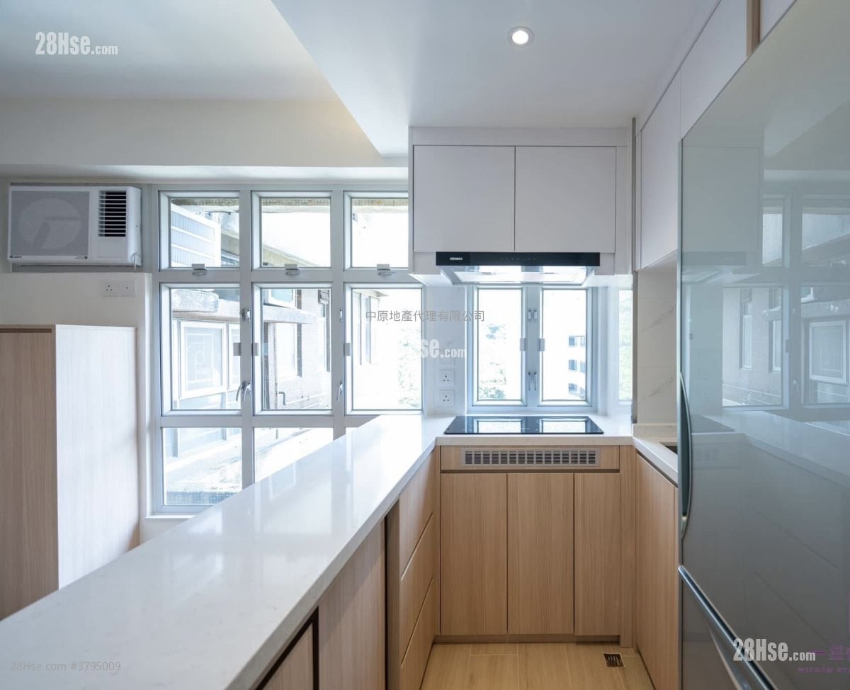 华都花园 售盘 2 房 412 平方尺