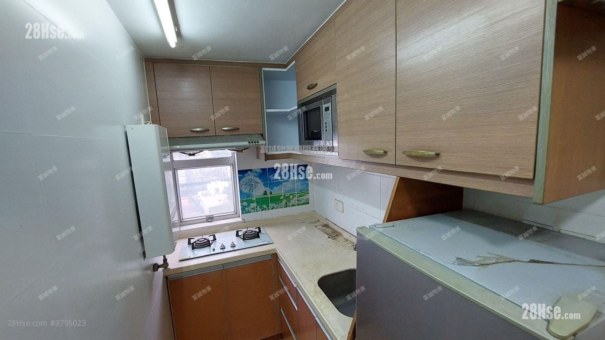 Tsui Ping (North) Estate Sell 2 Bedrooms , 1 Bathroom 381 ft²