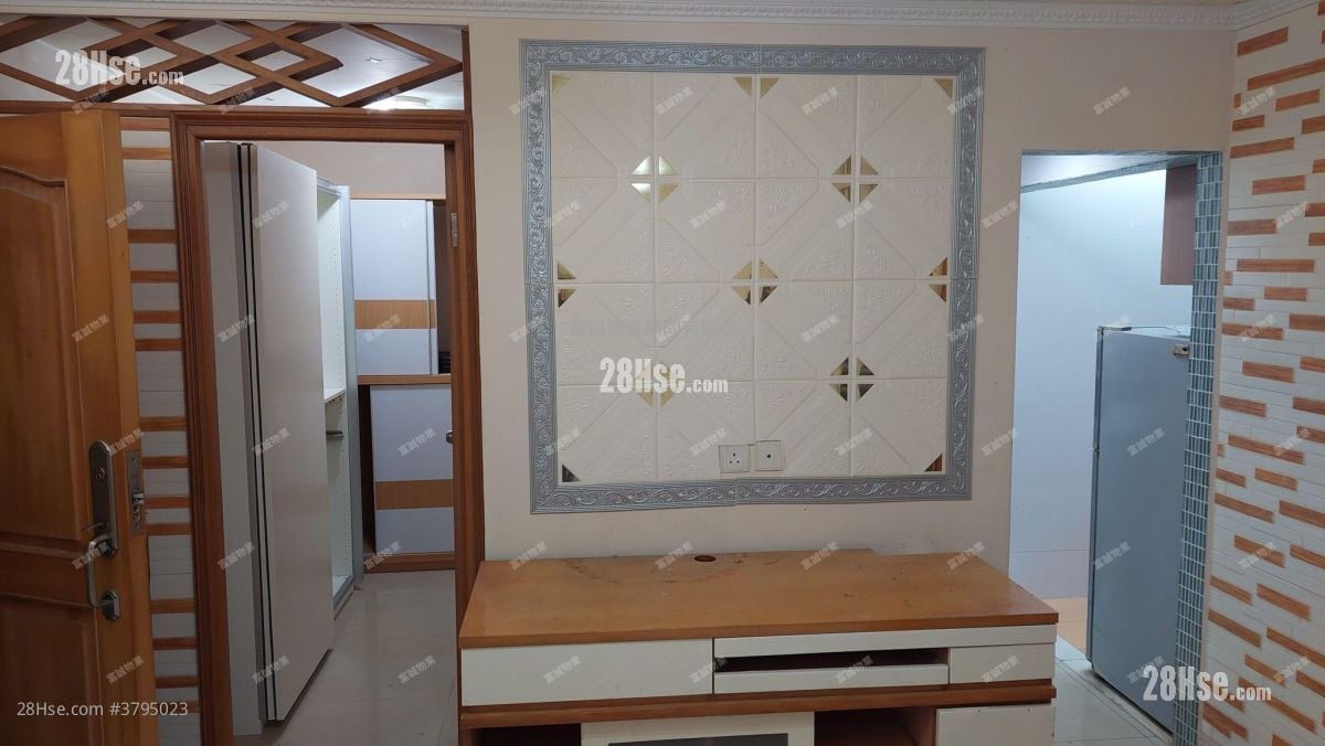 Tsui Ping (North) Estate Sell 2 Bedrooms , 1 Bathroom 381 ft²