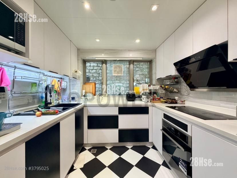 下洋村 售盘 3 房 , 4 浴室