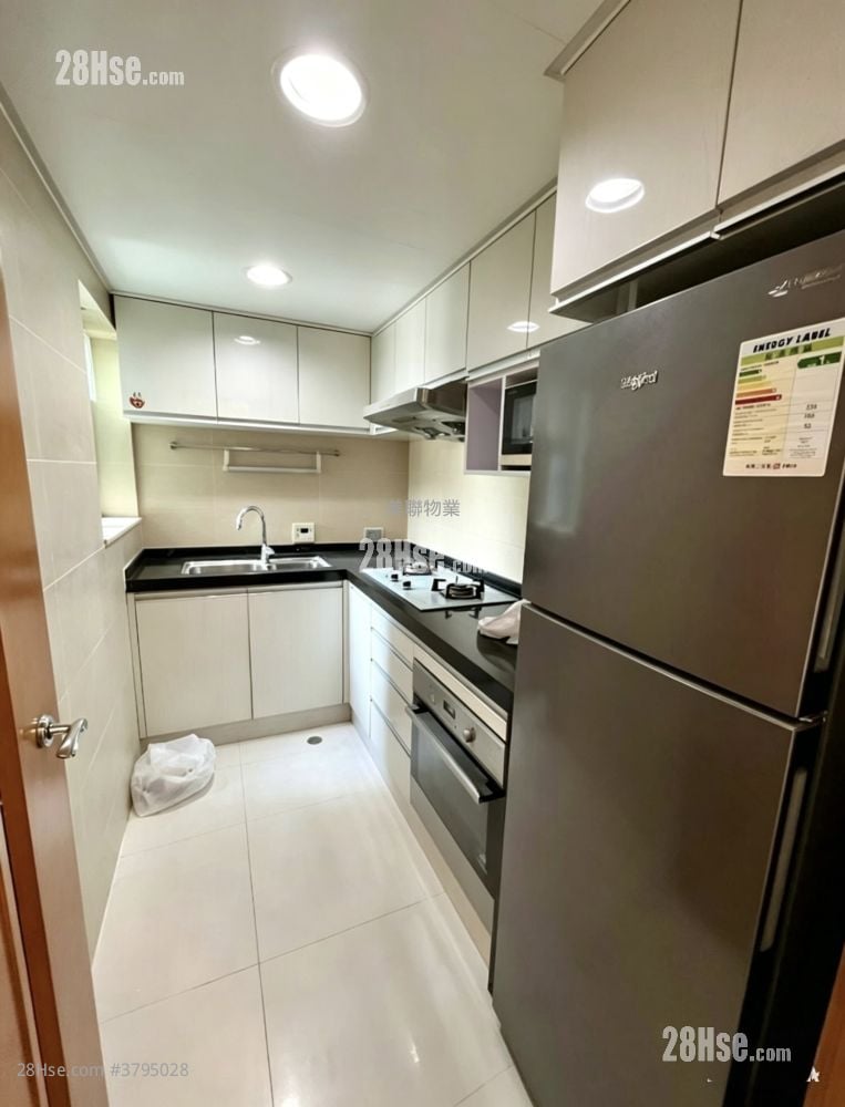 Park Central Sell 3 Bedrooms 687 ft²