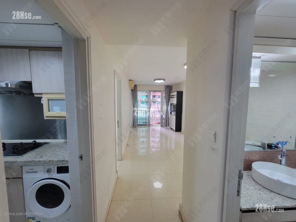 Central Park Towers Sell 3 Bedrooms 588 ft²