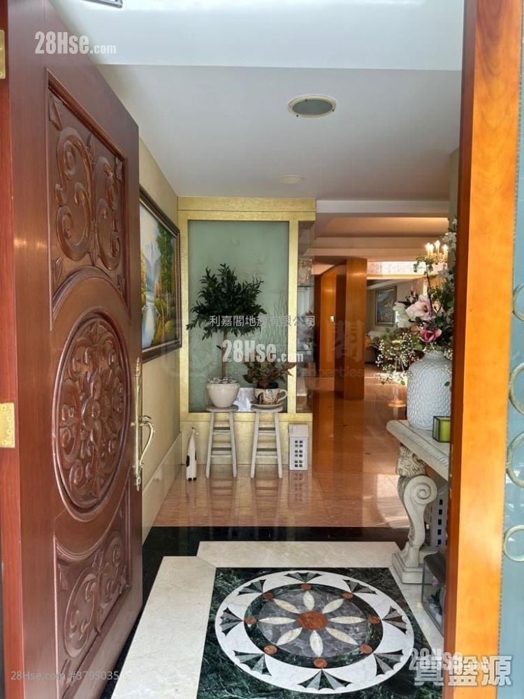 又一村花园 售盘 3 房 1,838 平方尺