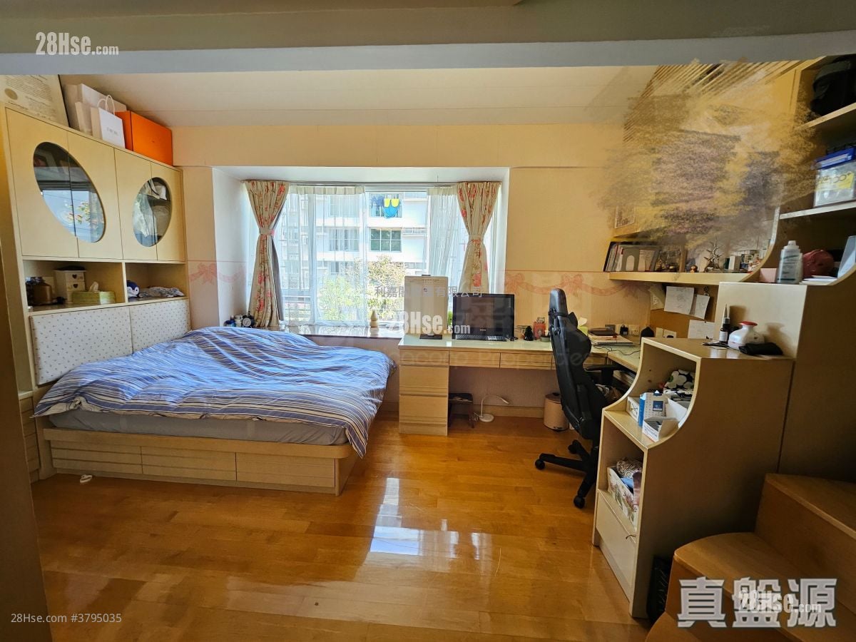 又一村花园 售盘 3 房 1,838 平方尺