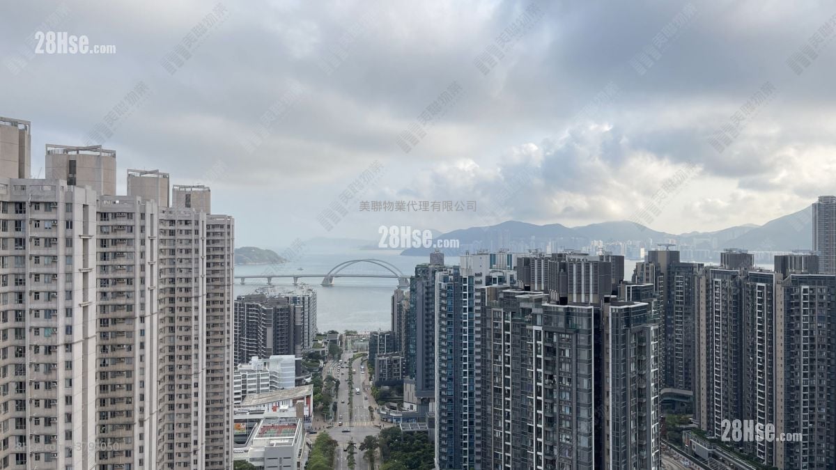 The Grandiose Sell 3 Bedrooms , 1 Bathroom 621 ft²