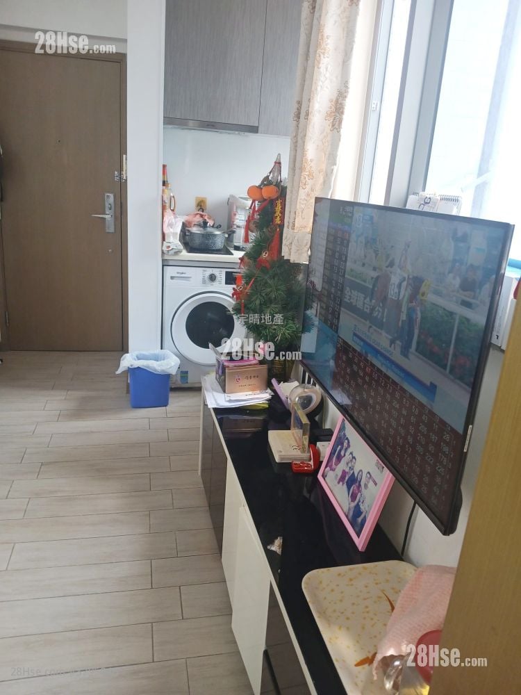 Astoria Crest Sell 1 Bedroom , 1 Bathroom 260 ft²