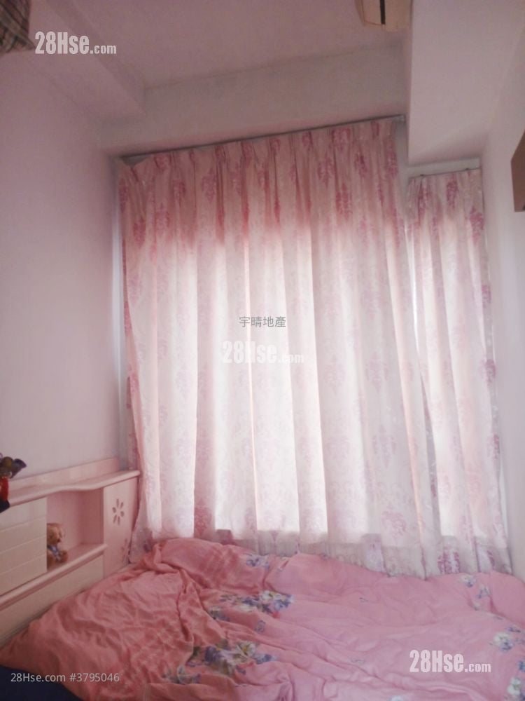 Astoria Crest Sell 1 Bedroom , 1 Bathroom 260 ft²