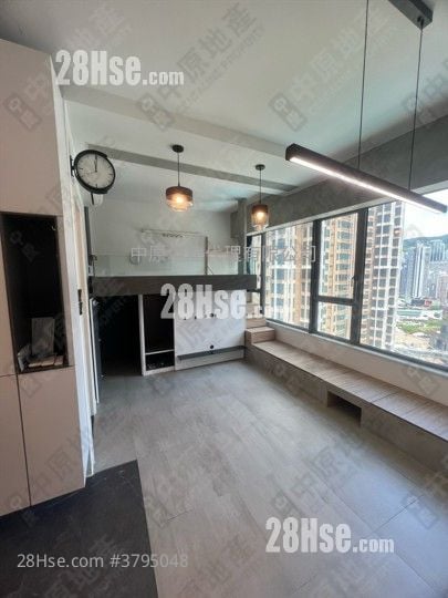 Aurora Rental 289 ft²