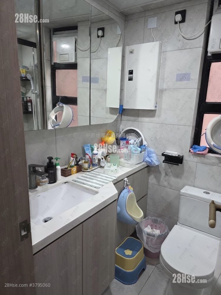 新港城 售盘 3 房 519 平方尺